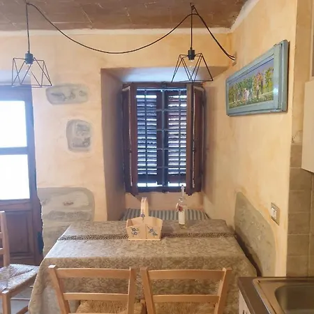 La Casina Di Caprese Caprese Michelangelo